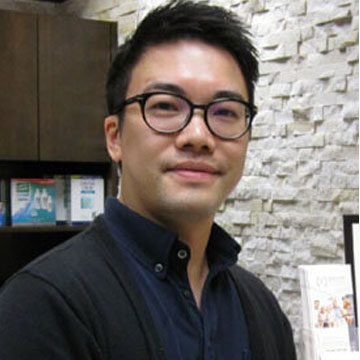 Elvin Hui, R.O. ( Registered Optician) - 