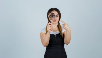 How to Improve Your Eyes’ Appearance and Vision Using Color Contact Lenses