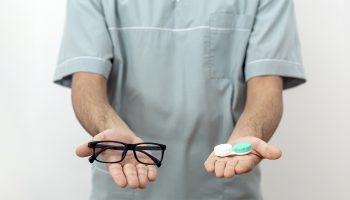 Refractive Lens Exchange (RLE): Benefits, Risks & Side Effects